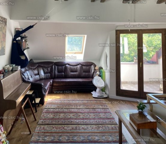 Eladó téglalakás, Solymáron 120 M Ft, 3+1 szobás