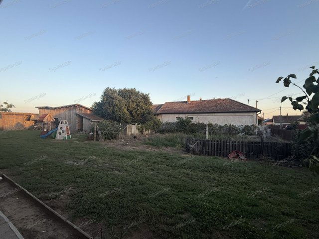 Eladó telek, Kállósemjénen 2.7 M Ft / költözzbe.hu