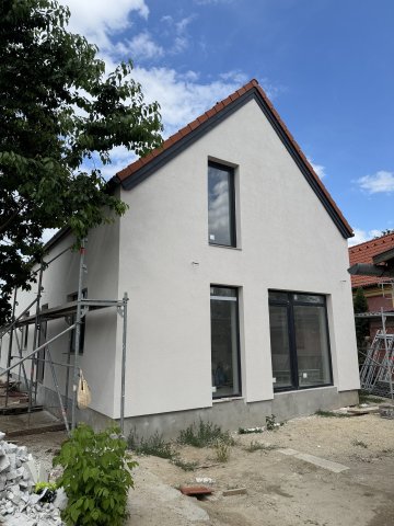 Eladó ikerház, Veszprémben 140 M Ft, 2+2 szobás