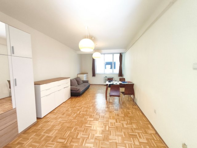 Eladó téglalakás, Budapesten, IV. kerületben 69.8 M Ft, 3 szobás