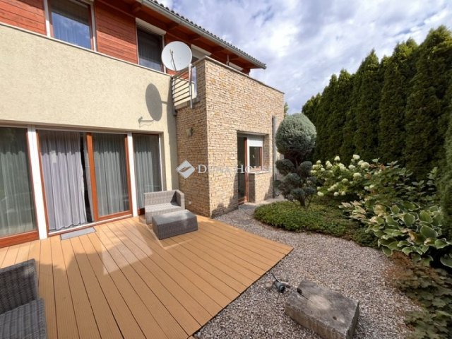 Kiadó téglalakás, albérlet, Kecskeméten 546 E Ft / hó