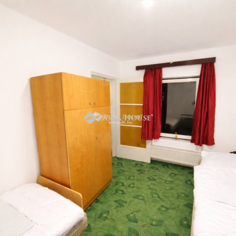 Kiadó családi ház, albérlet, Kecskeméten 180 E Ft / hó