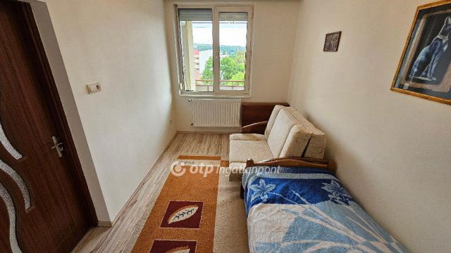 Eladó téglalakás, Egerben 62 M Ft, 3 szobás