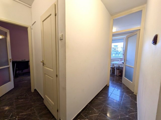 Eladó panellakás, Debrecenben 57.5 M Ft, 2 szobás