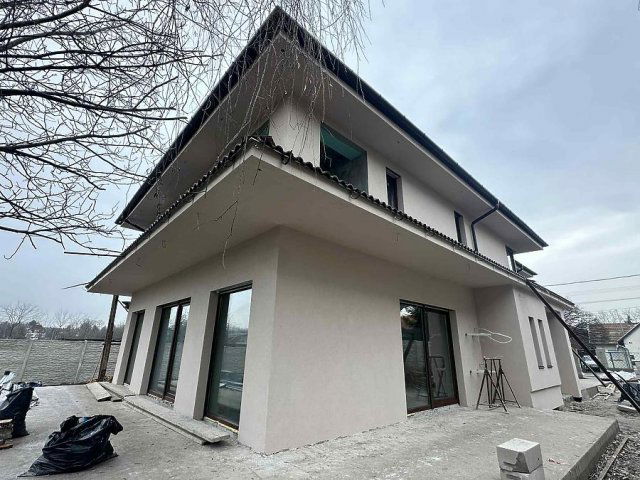 Eladó családi ház, Budapesten, XVI. kerületben 349.9 M Ft