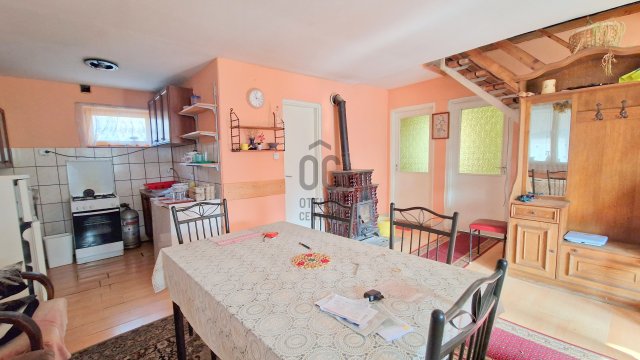 Eladó családi ház, Velencén 79.9 M Ft, 3 szobás