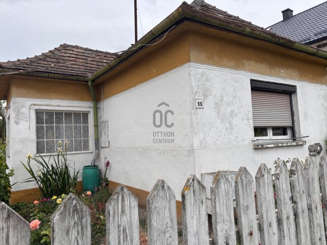 Eladó családi ház, Nádasdladányban 35 M Ft, 2 szobás