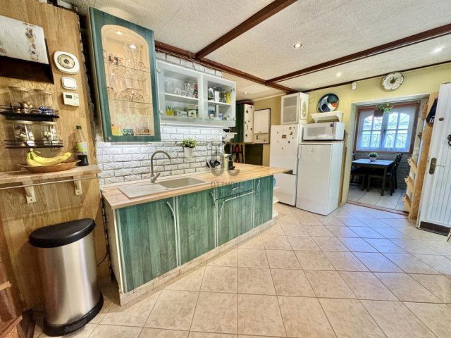 Eladó téglalakás, Budapesten, XXI. kerületben 75 M Ft, 3 szobás