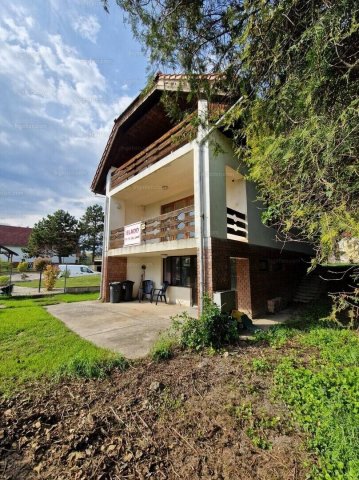 Eladó családi ház, Velencén 97.9 M Ft, 3+4 szobás