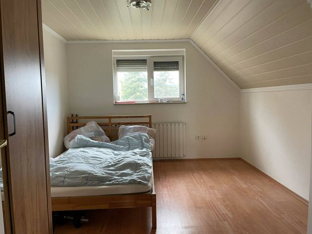 Eladó családi ház, Pilisvörösváron 129 M Ft, 5 szobás