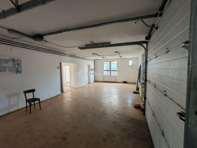Eladó iroda, Lábatlanon 130 M Ft / költözzbe.hu