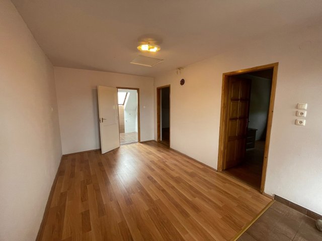 Eladó családi ház, Kiskőrösön 55 M Ft, 4 szobás