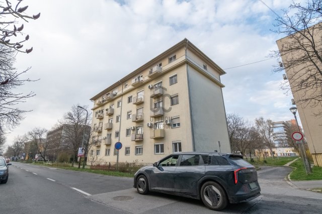 Eladó téglalakás, Szekszárdon, Wigand János téren 43.5 M Ft