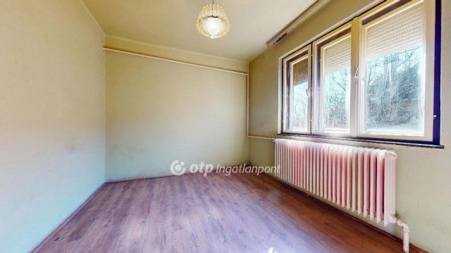 Eladó családi ház, Nyírtasson 15 M Ft, 3 szobás