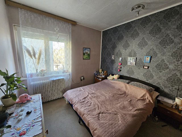 Eladó családi ház, Zsámbékon, Petőfi Sándor utcában 94 M Ft
