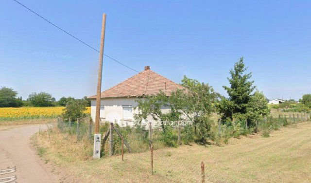 Eladó családi ház, Erdőtelken 6.5 M Ft, 2 szobás