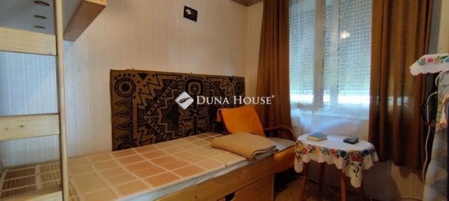 Eladó nyaraló, Tóalmáson 16.5 M Ft, 2 szobás