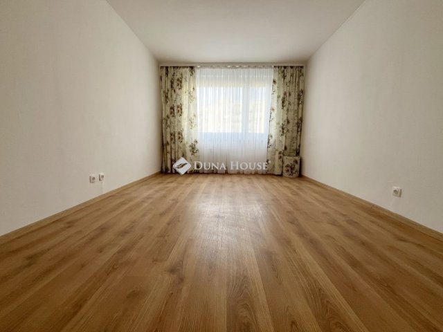 Eladó panellakás, Budapesten, XVIII. kerületben 49.99 M Ft