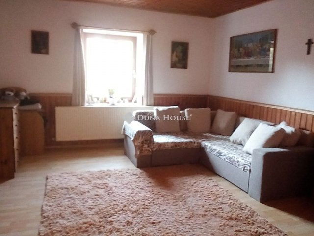 Eladó családi ház, Kulcson 69 M Ft, 5 szobás