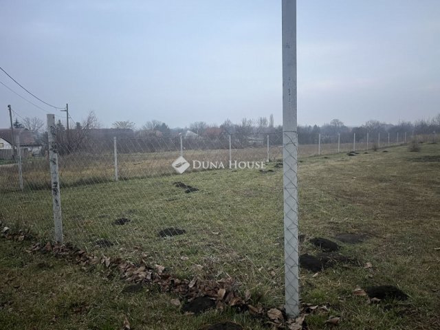 Eladó telek, Kőszárhegyen 9.7 M Ft / költözzbe.hu