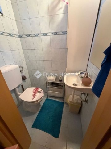 Eladó családi ház, Százhalombattán 155 M Ft, 4 szobás