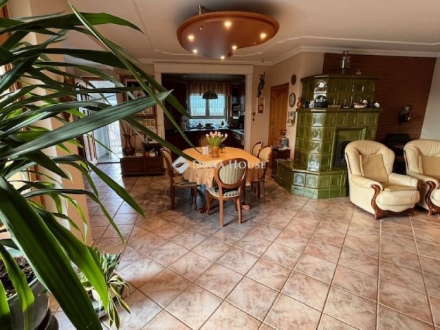 Eladó családi ház, Kecskeméten 150 M Ft, 4 szobás