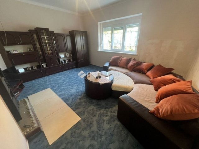 Eladó családi ház, Tiszaszigeten 45 M Ft, 2 szobás