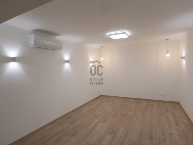 Eladó téglalakás, Kecskeméten 139.9 M Ft, 5 szobás