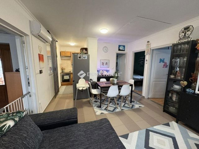 Eladó családi ház, Tóalmáson 30 M Ft, 3 szobás