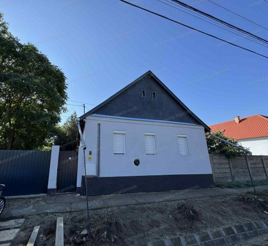 Eladó családi ház, Eleken 21.5 M Ft, 2 szobás