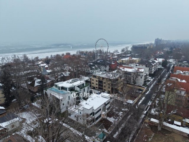 Eladó nyaraló, Siófokon 122 M Ft, 2 szobás