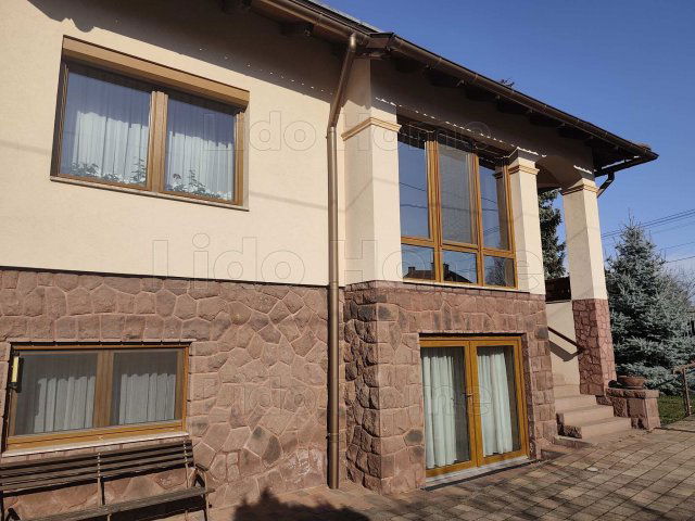 Eladó családi ház, Balatonalmádiban 239 M Ft, 21 szobás