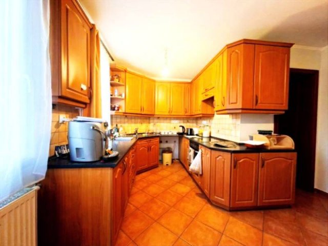 Eladó családi ház, Pécelen 134.9 M Ft, 4 szobás