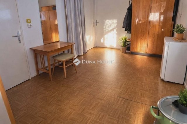 Eladó családi ház, Lakitelken 22.5 M Ft, 2 szobás