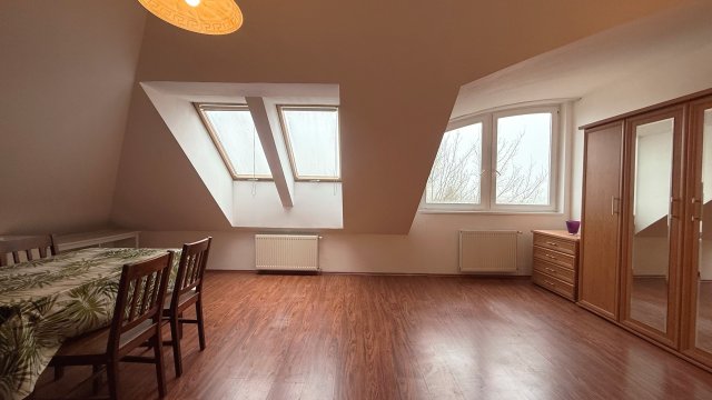 Eladó téglalakás, Budapesten, X. kerületben, Sörgyár utcában