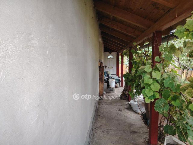 Eladó családi ház, Derekegyházán 20 M Ft, 3+1 szobás