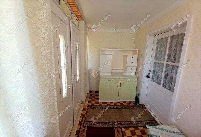 Eladó családi ház, Nagykörűn 16.5 M Ft, 3 szobás