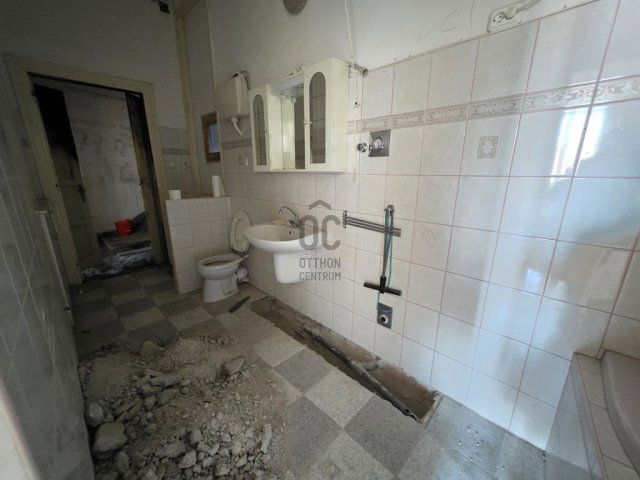 Eladó téglalakás, Budapesten, IX. kerületben 175 M Ft, 5 szobás