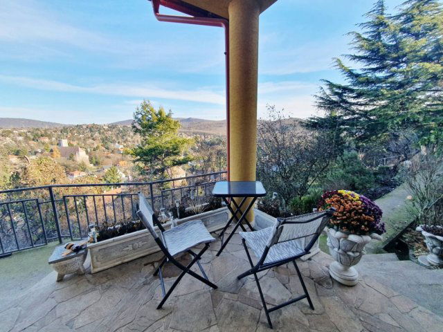 Eladó családi ház, Budapesten, II. kerületben 139 M Ft, 4 szobás