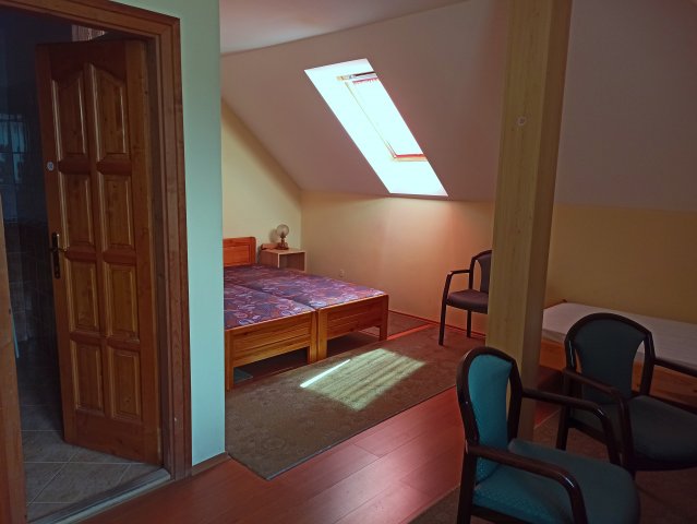Eladó családi ház, Egerben, Radnóti Miklós utcában 169 M Ft