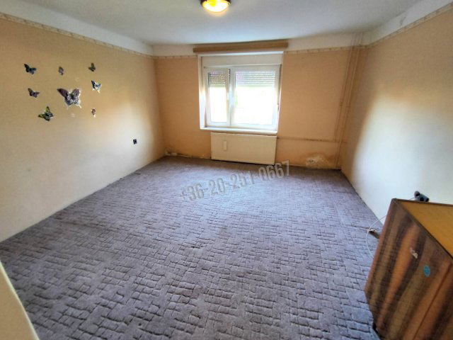 Eladó családi ház, Dunaszekcsőn 16.5 M Ft, 4 szobás