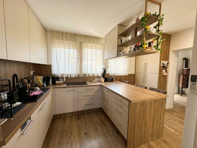 Eladó családi ház, Hévízgyörkön 79.9 M Ft, 4 szobás