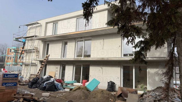 Eladó téglalakás, Siófokon 59.9 M Ft, 2 szobás