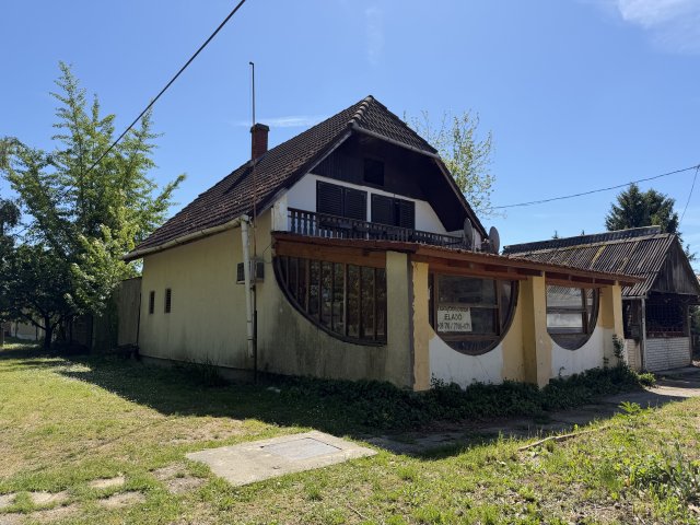 Eladó családi ház, Csokonyavisontán, Tavasz utcában 21.9 M Ft