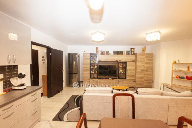 Eladó téglalakás, Budapesten, XIV. kerületben 139 M Ft, 3 szobás