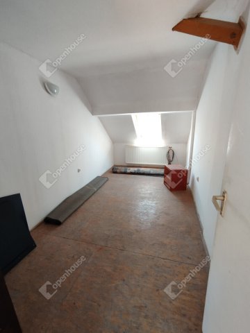 Eladó családi ház, Kisigmándon 23 M Ft, 6 szobás