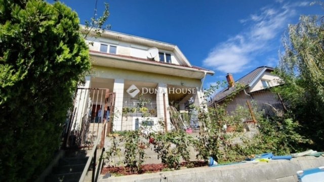 Eladó családi ház, Délegyházán 169 M Ft, 3+3 szobás