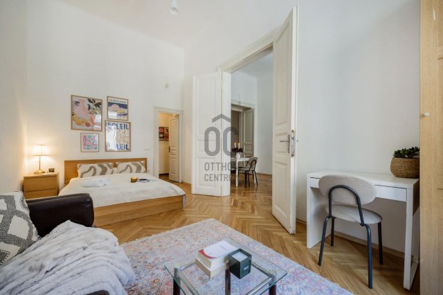 Eladó téglalakás, Budapesten, VI. kerületben 93 M Ft, 3 szobás