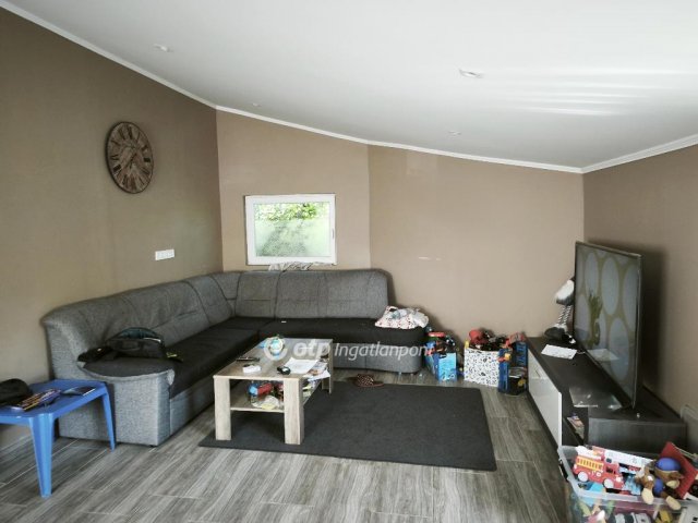 Eladó családi ház, Tiszajenőn 29 M Ft, 3 szobás