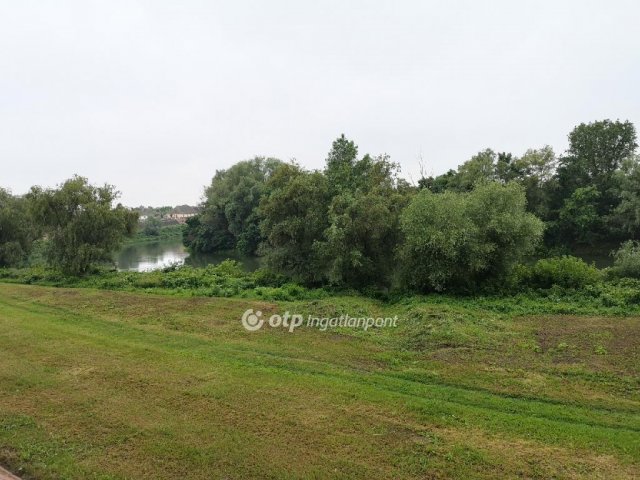 Eladó iroda, Kunszentmártonban 245 M Ft / költözzbe.hu